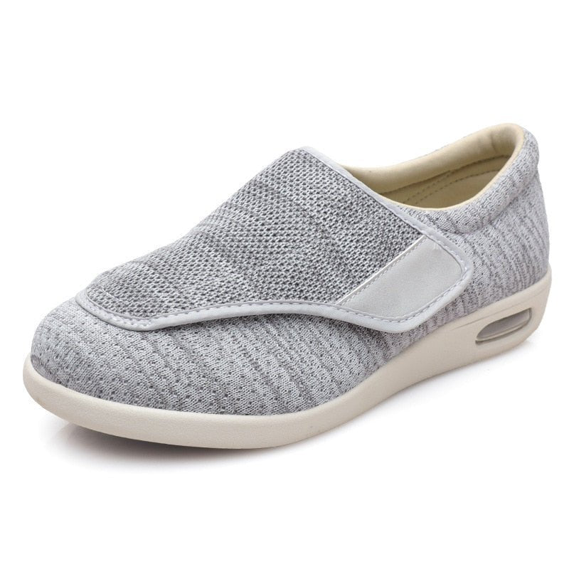 Chloe Stretch No-Tie Wide Schuhe mit verstellbarem Verschluss - Silber