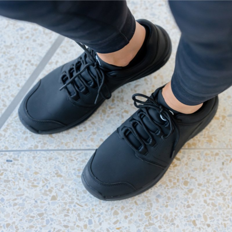 Stride Cushion Schuhe - Mitternachtsschwarz